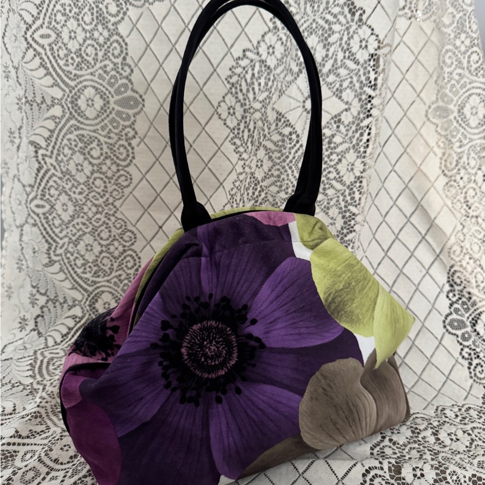 Atenti Velvet Floral Bag